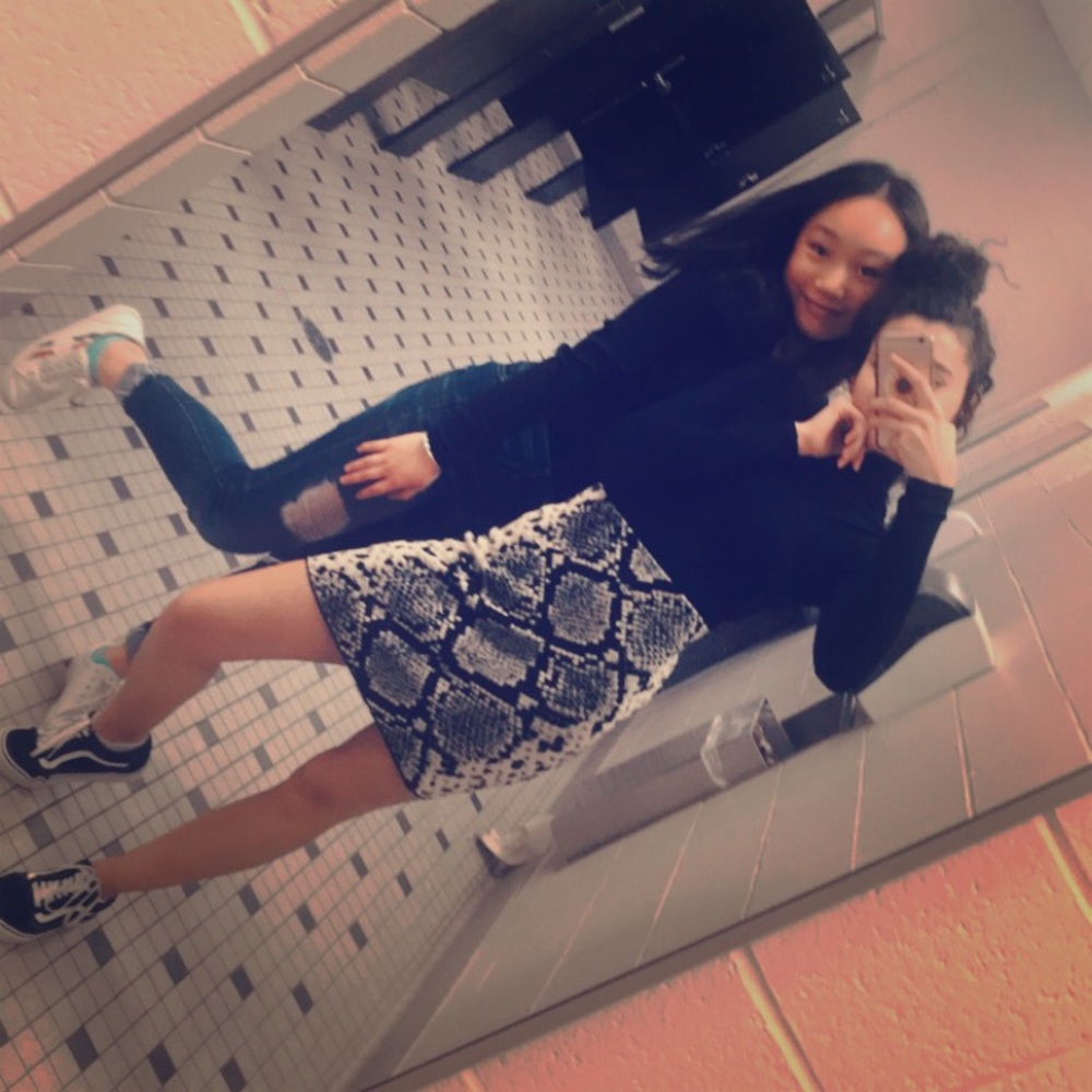 Meet your Posher, Kenza